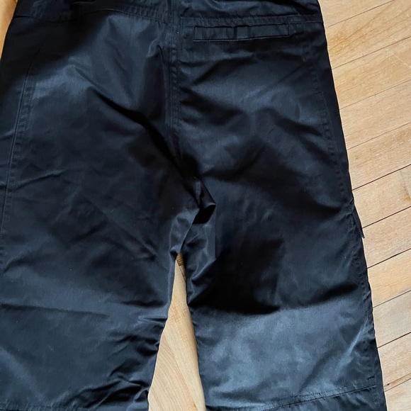 Obermeyer kids size small black snow pants, like new condition. - Picture 7 of 8